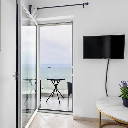 Julies Apartment *