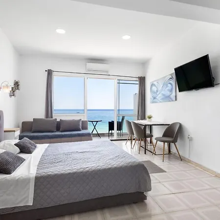 Julies Apartment *